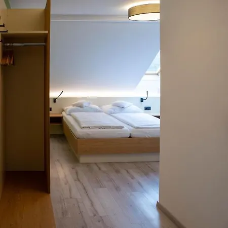 Christine 3* Grossweikersdorf