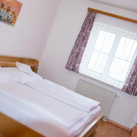 Guest house Christine Grossweikersdorf