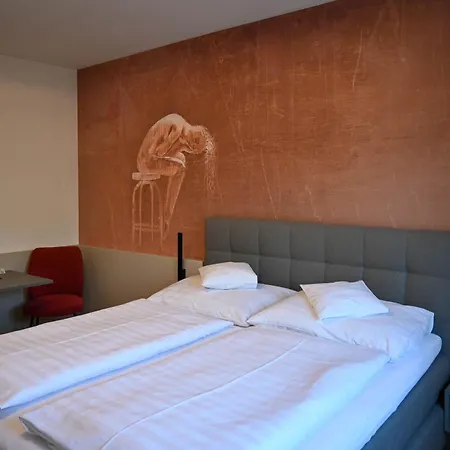Christine Guest house 3*