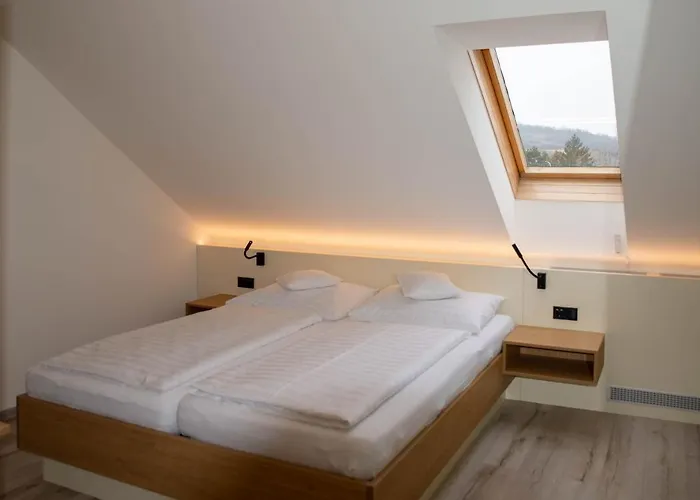 ゲストハウス Christine