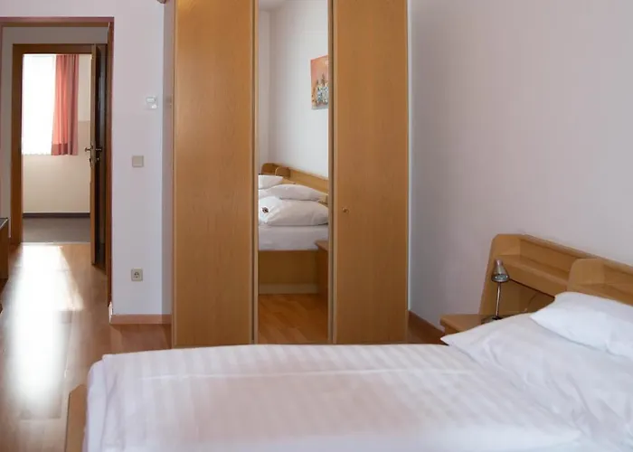 Christine ゲストハウス