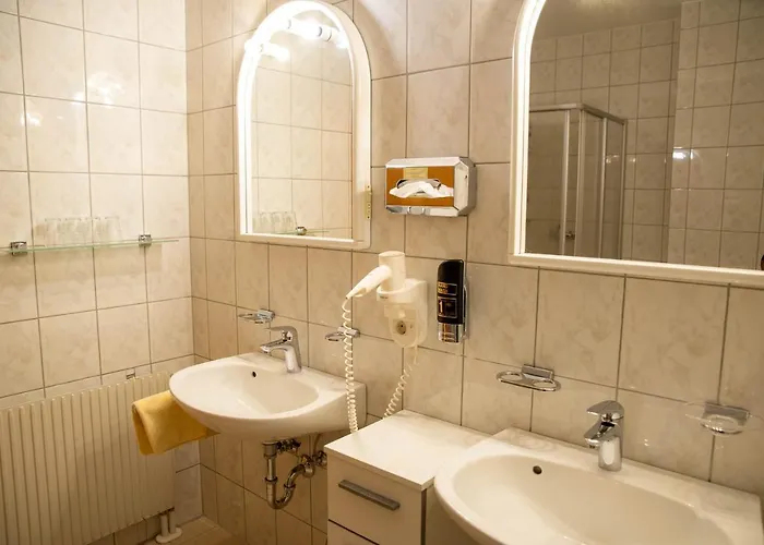 ゲストハウス Christine