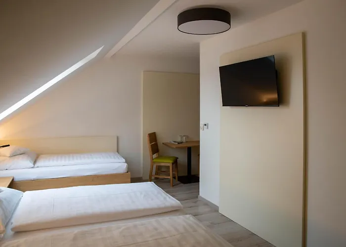 Christine Grossweikersdorf